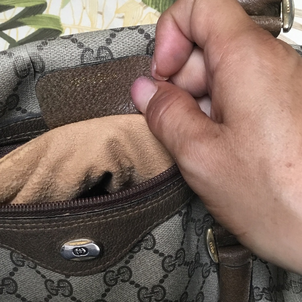 Gucci Handbag - Picture 13 of 15